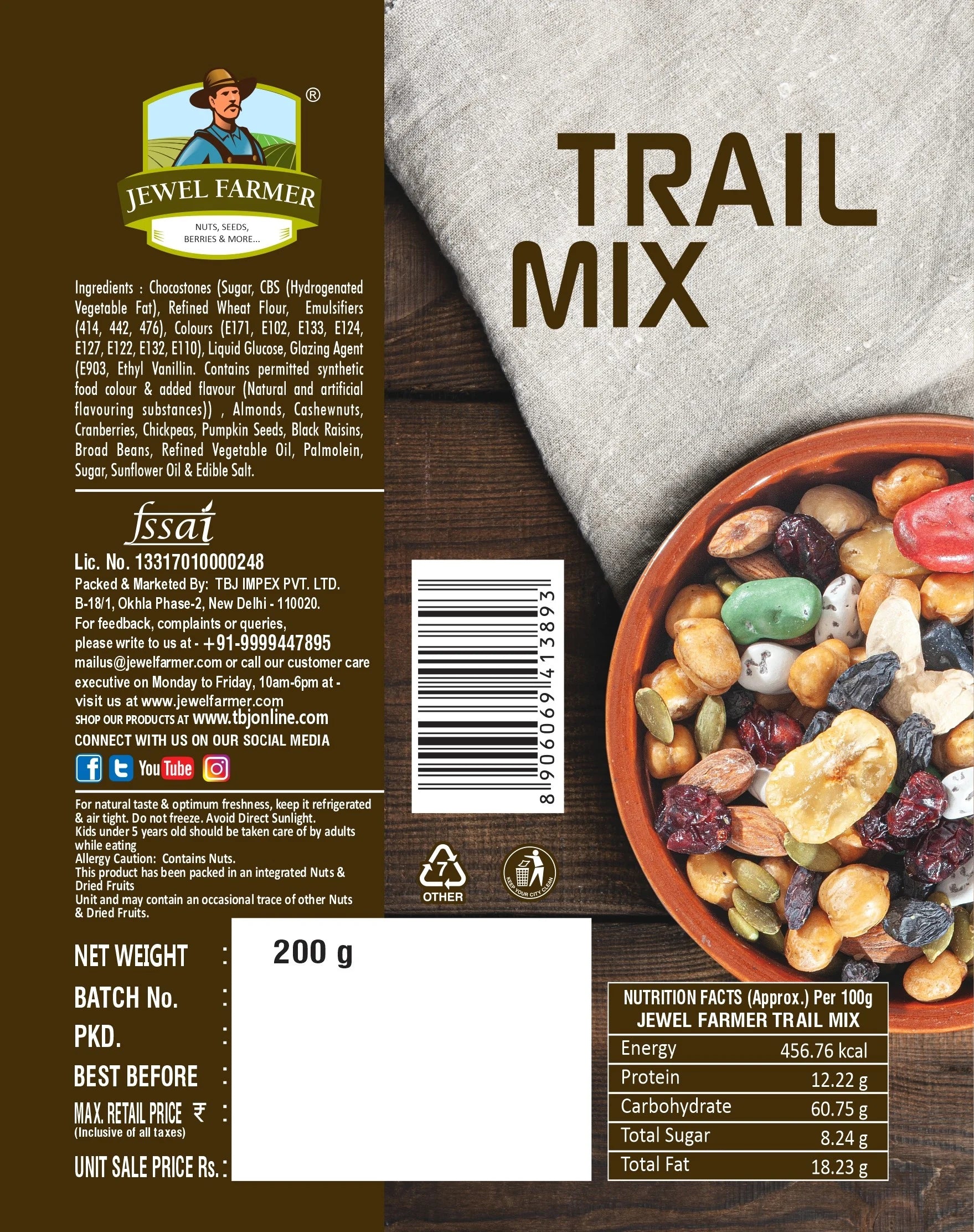Informational image of Jewel Farmer Trail Mix 200g highlighting key health benefits, high protein value, and organic dry fruits ingredients for nutritious and fitness-friendly snacking.